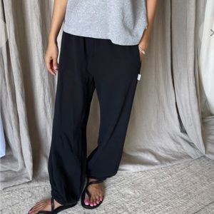 Le Bon Shoppe Balloon Pants in Black